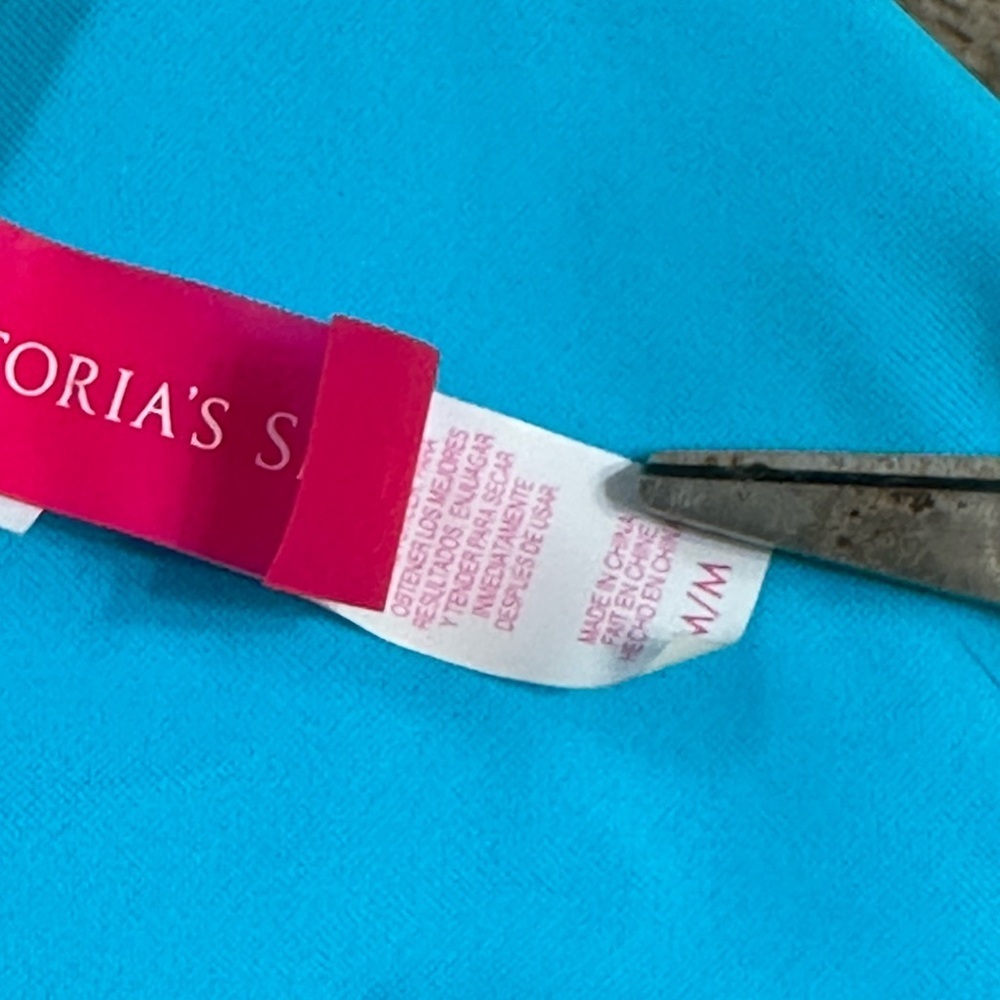 Victoria's  Secret Jeweled Center Turquoise Blue Bandeau Bikini Top Size Medium - Picture 6 of 6